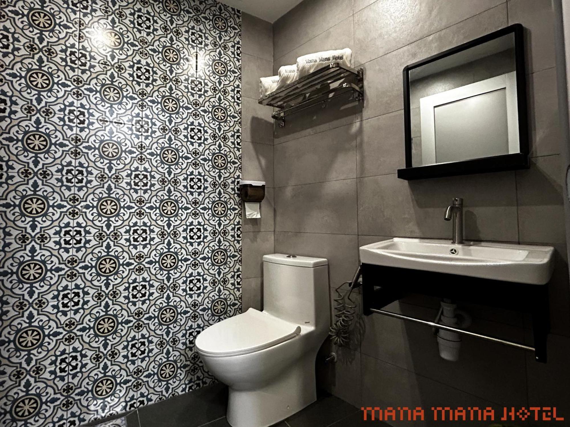 Mana Mana Hotel • Melaka • ภายนอก รูปภาพ